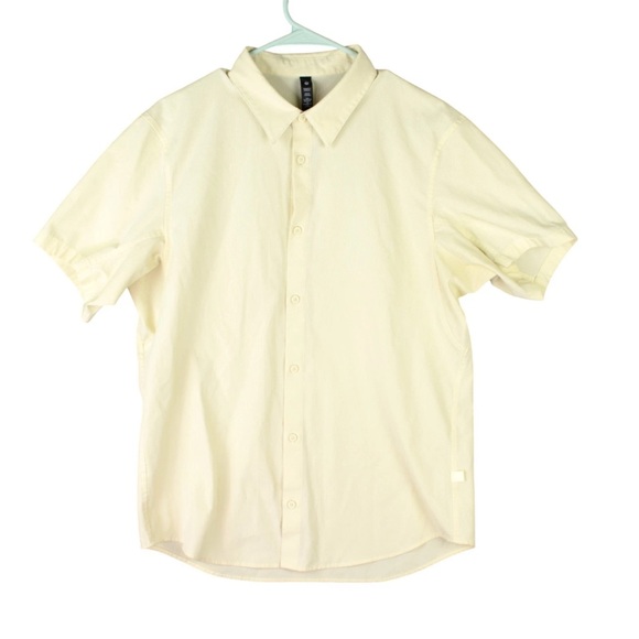 Lululemon Airing Easy Camp Button Up Shirt Mens Large Yellow Lightweight Stretch - Picture 1 of 10